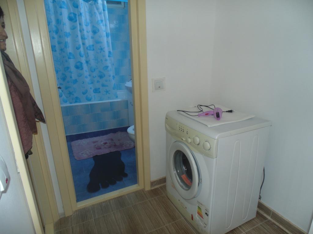 Lary Apartament Σουκεάβα Δωμάτιο φωτογραφία