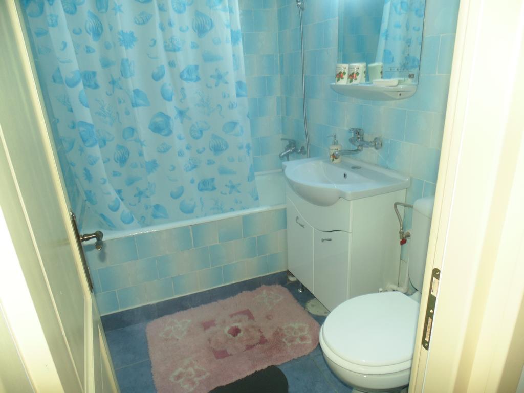 Lary Apartament Σουκεάβα Δωμάτιο φωτογραφία