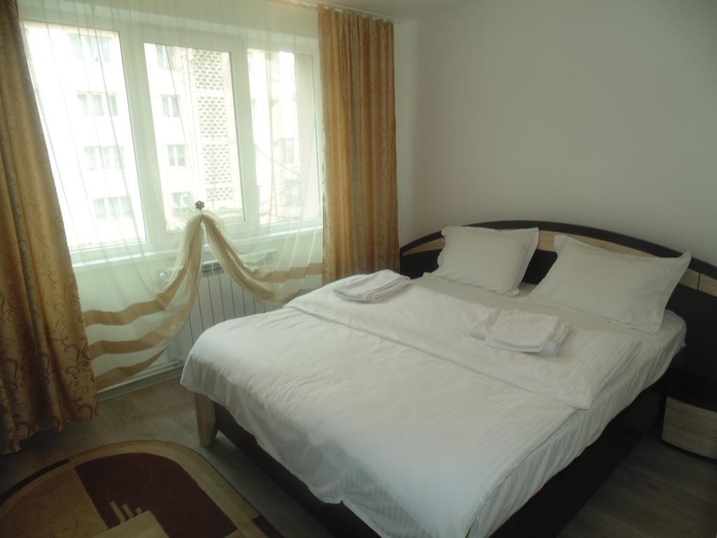 Lary Apartament Σουκεάβα Δωμάτιο φωτογραφία